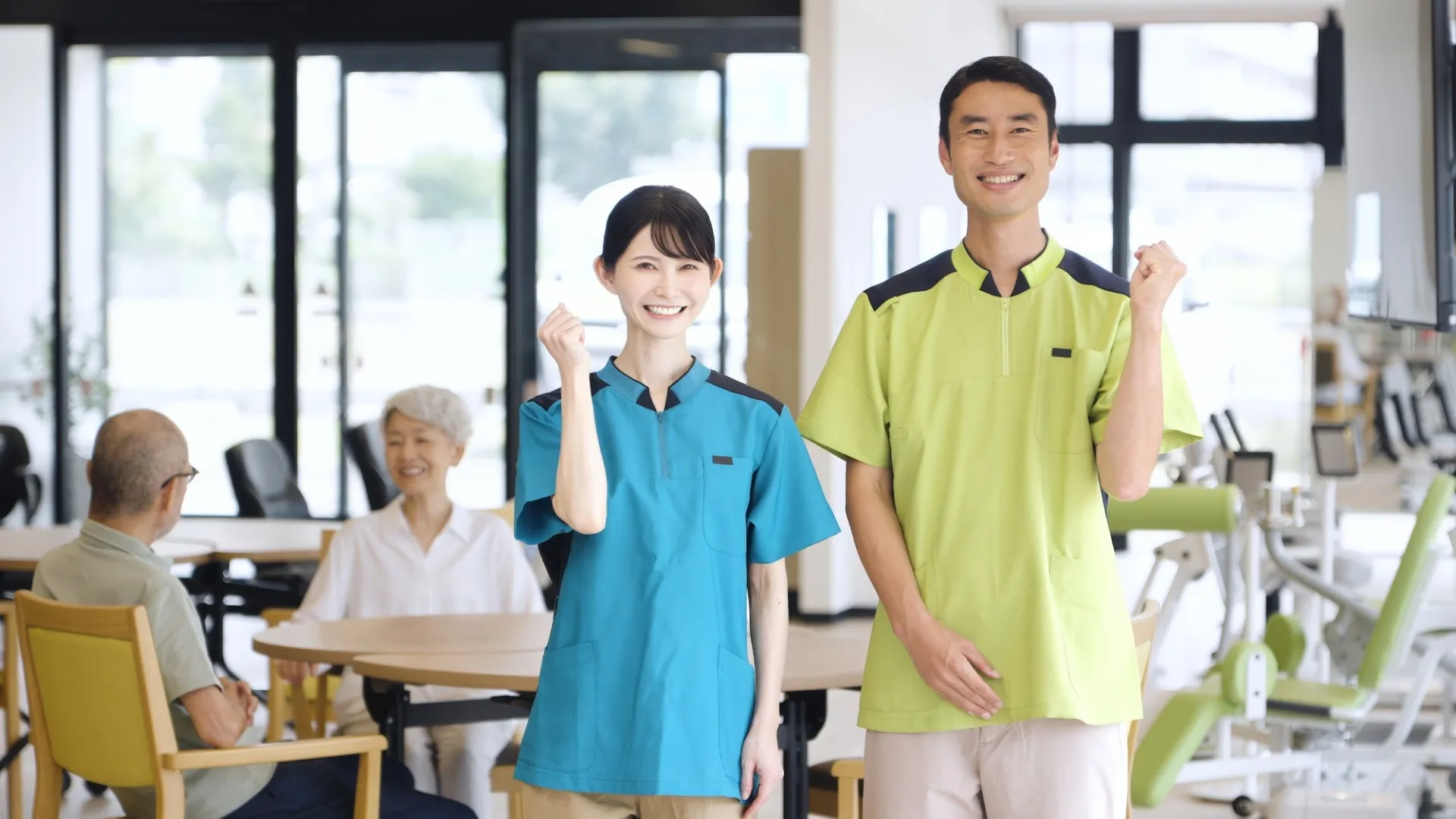先輩の声を追加しました