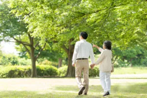 老人ホームは夫婦で同室入居できる？